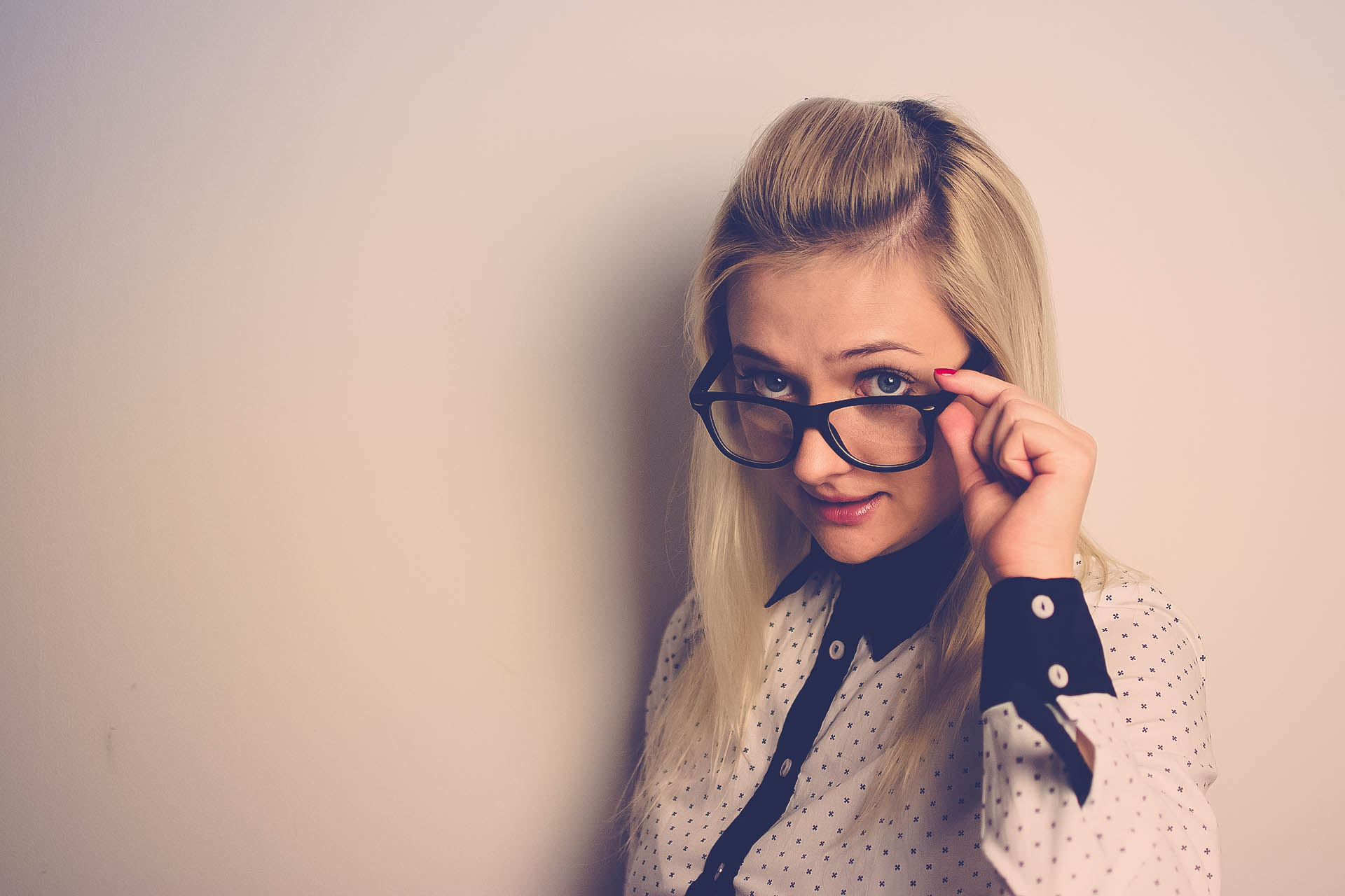 Facet + dama + miss + wół = współczesna kobieta