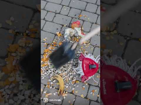 ZNALAZŁ TO W FOTELIKU DZIECKA?