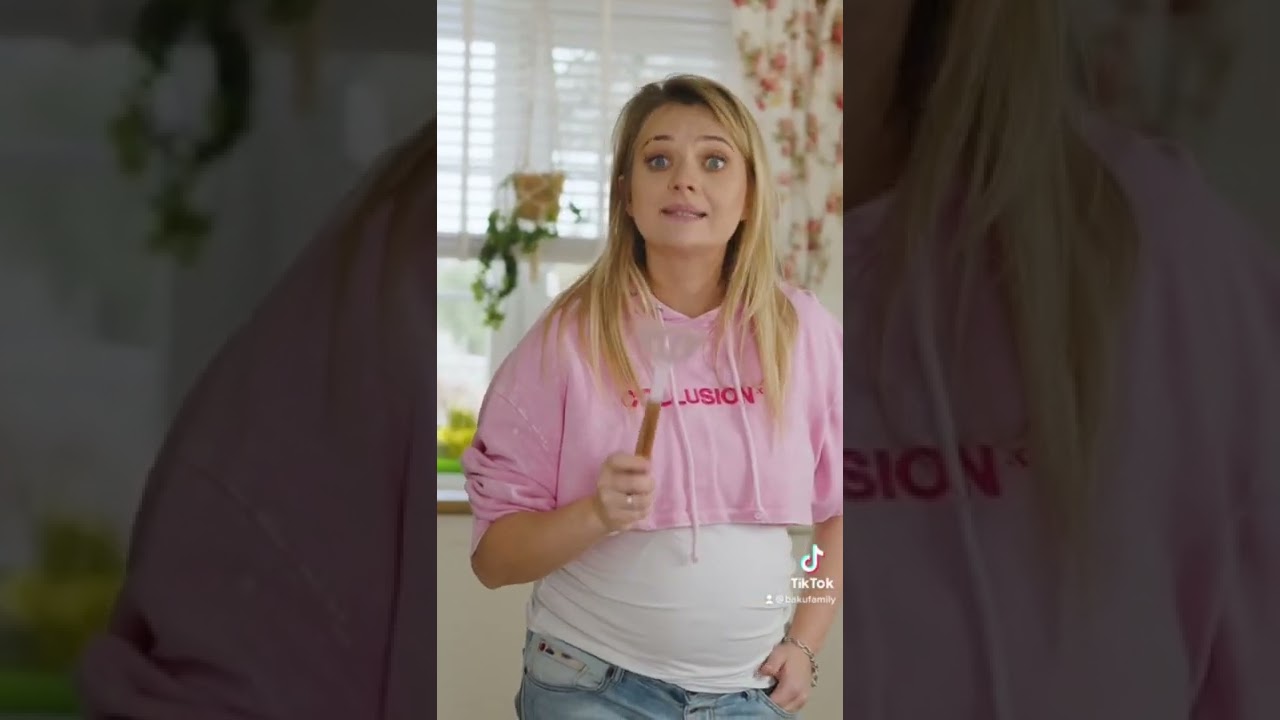 POMYLIŁ ŻONĘ Z KELNERKĄ?