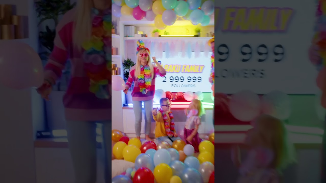 JESZCZE JEDNA OSOBA!????